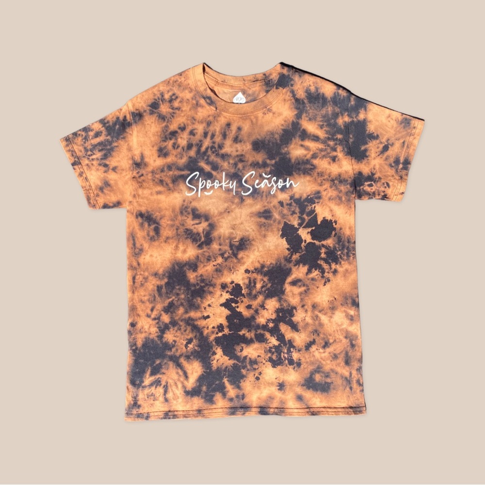 BRAND NEW W/Tags SPOOKY SEASON HALLOWEEN TSHIRT + FREE GIFT